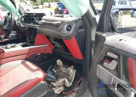 2019 Mercedes-Benz G 550 4Matic из США, поврежденный, VIN WDCYC6BJ2KX332061